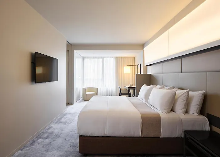 Hotel Realm